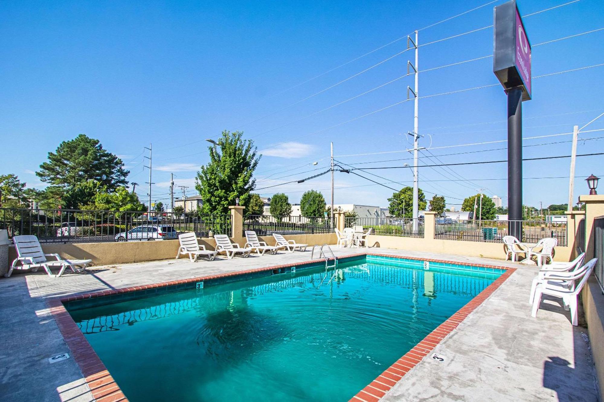Super 8 By Wyndham Jackson Ms Ξενοδοχείο Εξωτερικό φωτογραφία